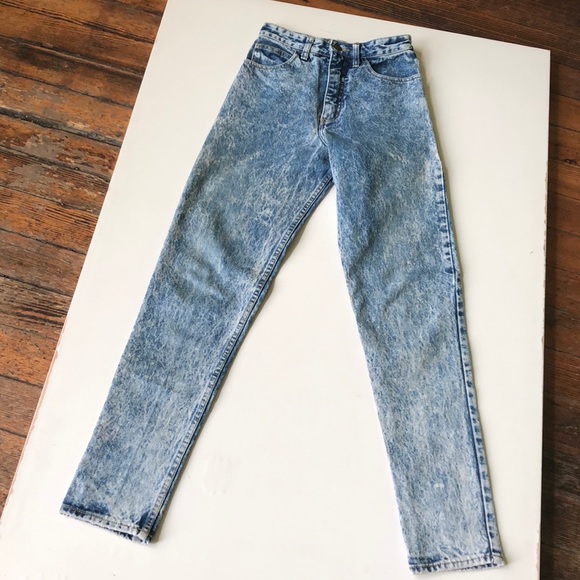 Vtg GUESS 90’s stone washed high waisted jeans - Picture 6 of 7
